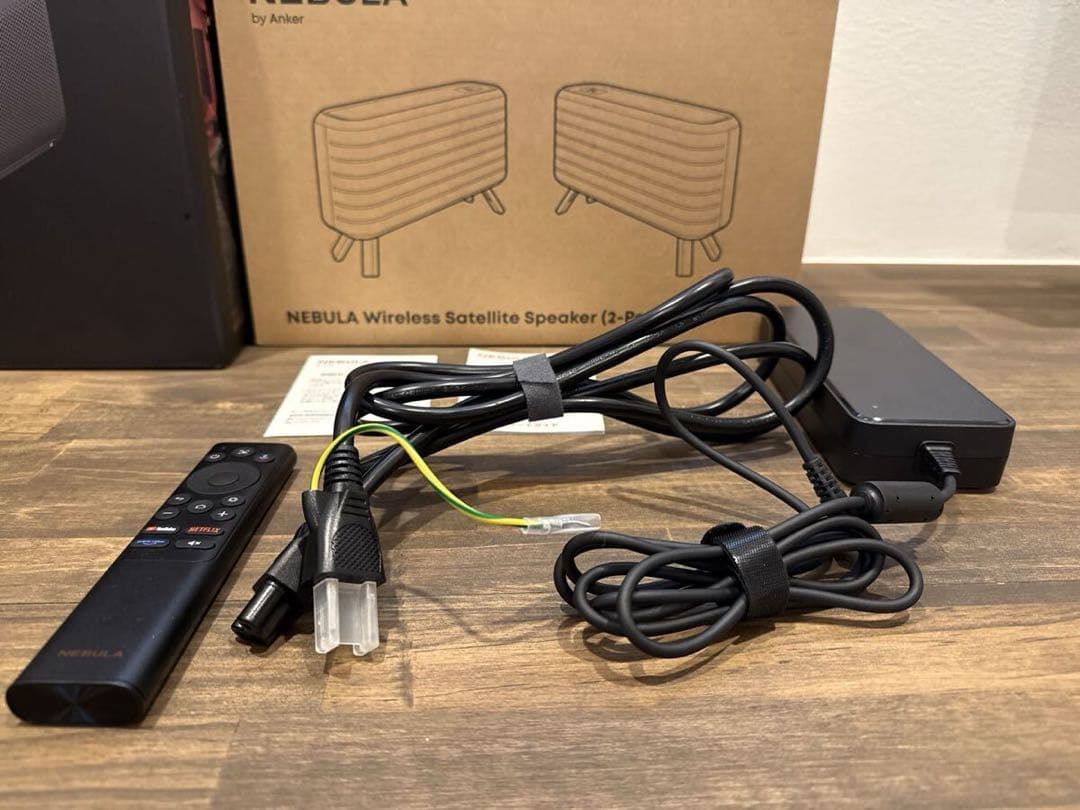 【美品】本日発送 Anker Nebula X1 レーザープロジェクター