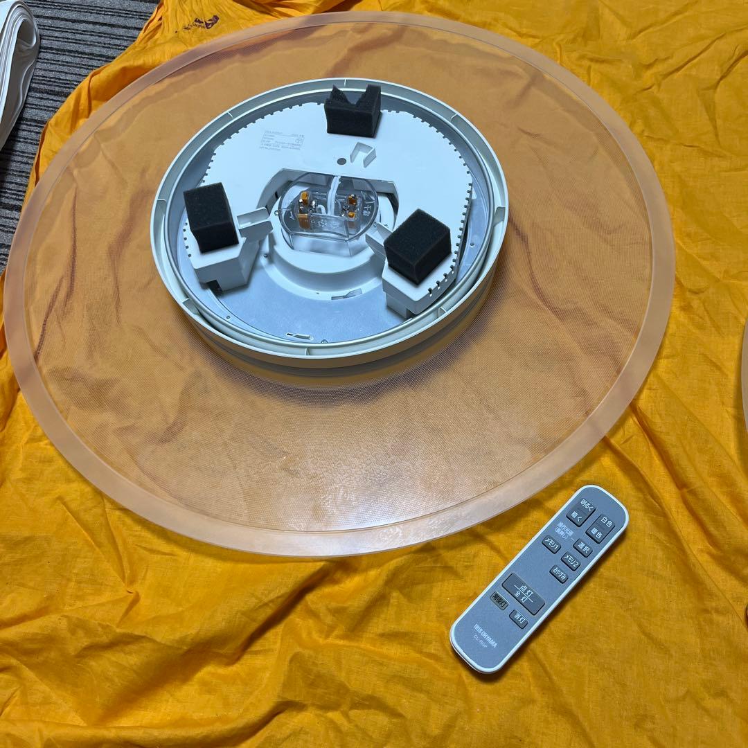 アイリスオーヤマのLEDシーリングライト「CEA-A12DLP」