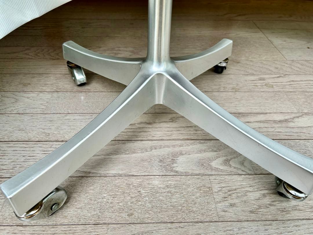 剣持勇カブトチェア　天童木工製　ブラウン