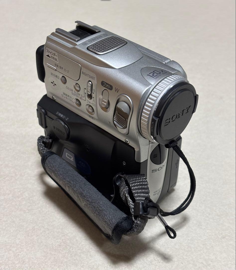 SONY ハンディカム・ビデオカメラDCR-PC101