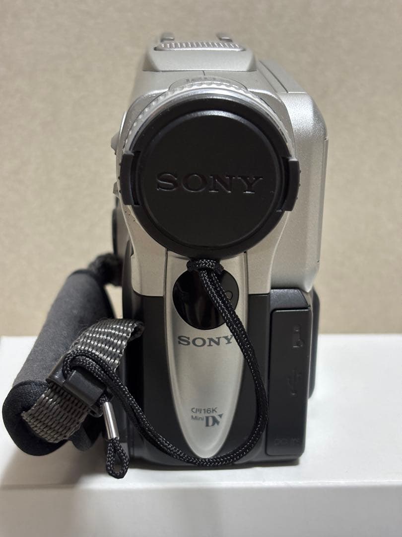 SONY ハンディカム・ビデオカメラDCR-PC101