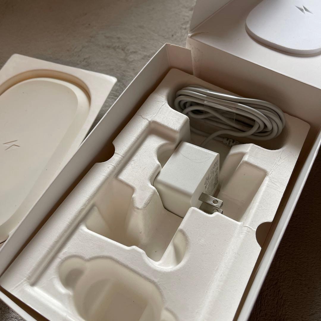 iXpand ワイヤレス　チャージャー