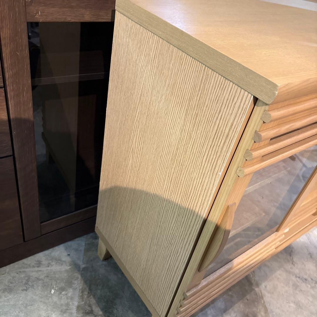 木製スリットデザインキャビネット