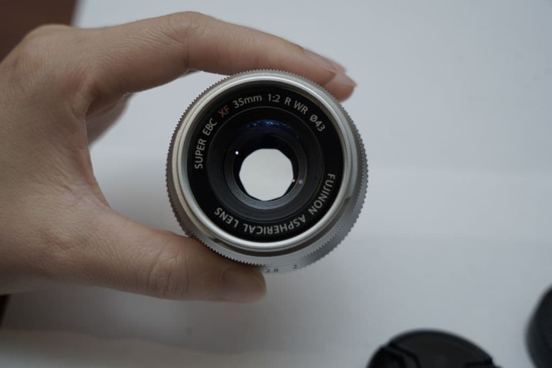 Fujifilm Fujinon XF 35mm F2 R WR シルバー
