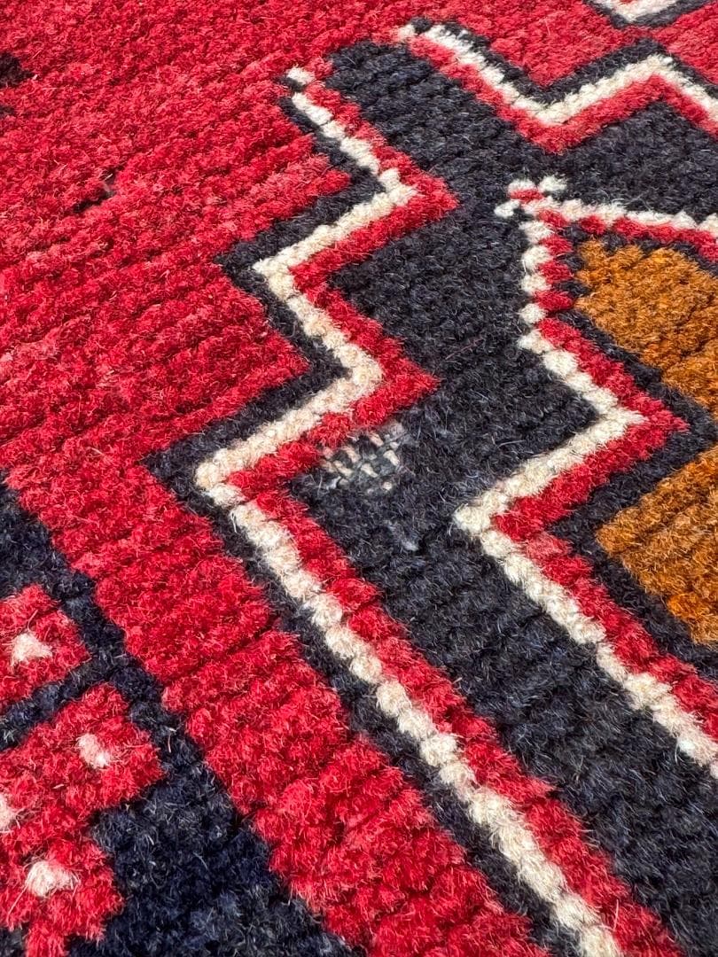 訳ありヴィンテージ　91×149cm　バルーチ族　トライバルラグ　手織り　ウール