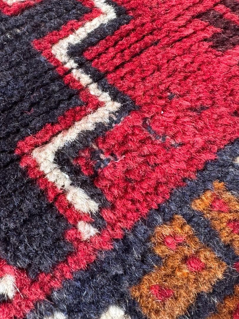 訳ありヴィンテージ　91×149cm　バルーチ族　トライバルラグ　手織り　ウール