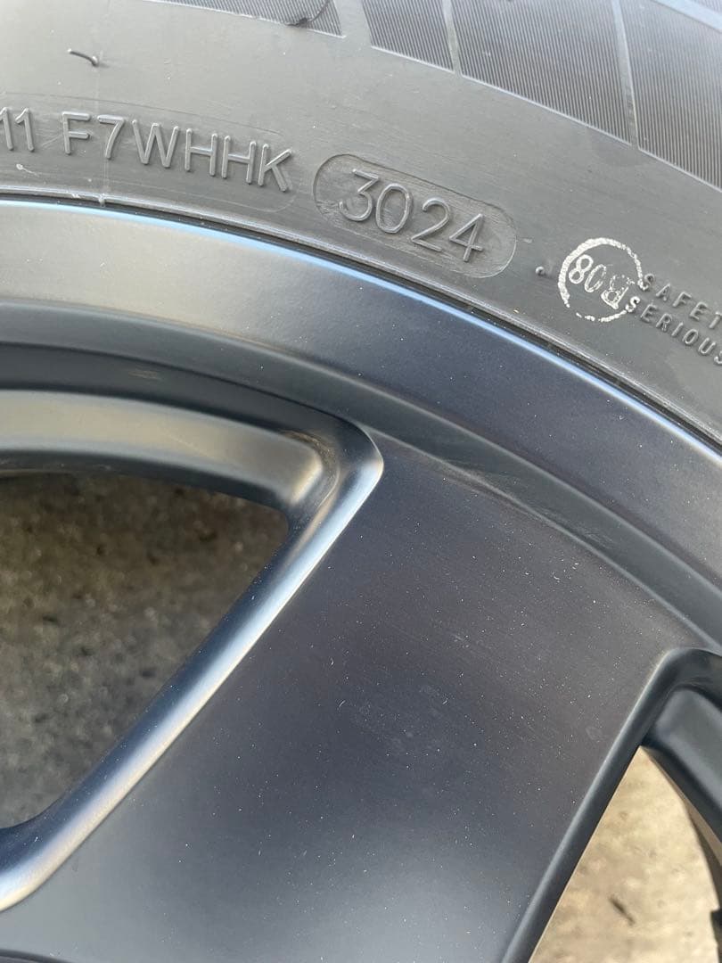 ★ジムニーシエラ　スタッドレスタイヤホイール4本セット（対面受渡希望）