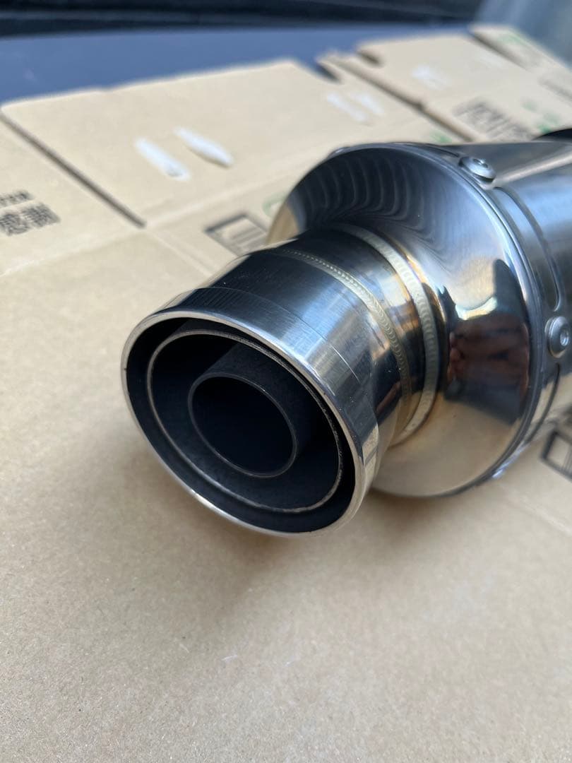 beamsマフラー　ビームスマフラー