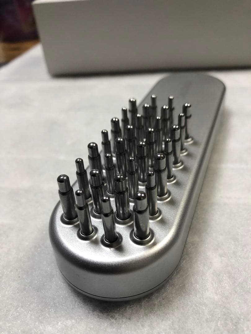 サロニアEMSリフトブラシSALONIA EMS LIFT BRUSH