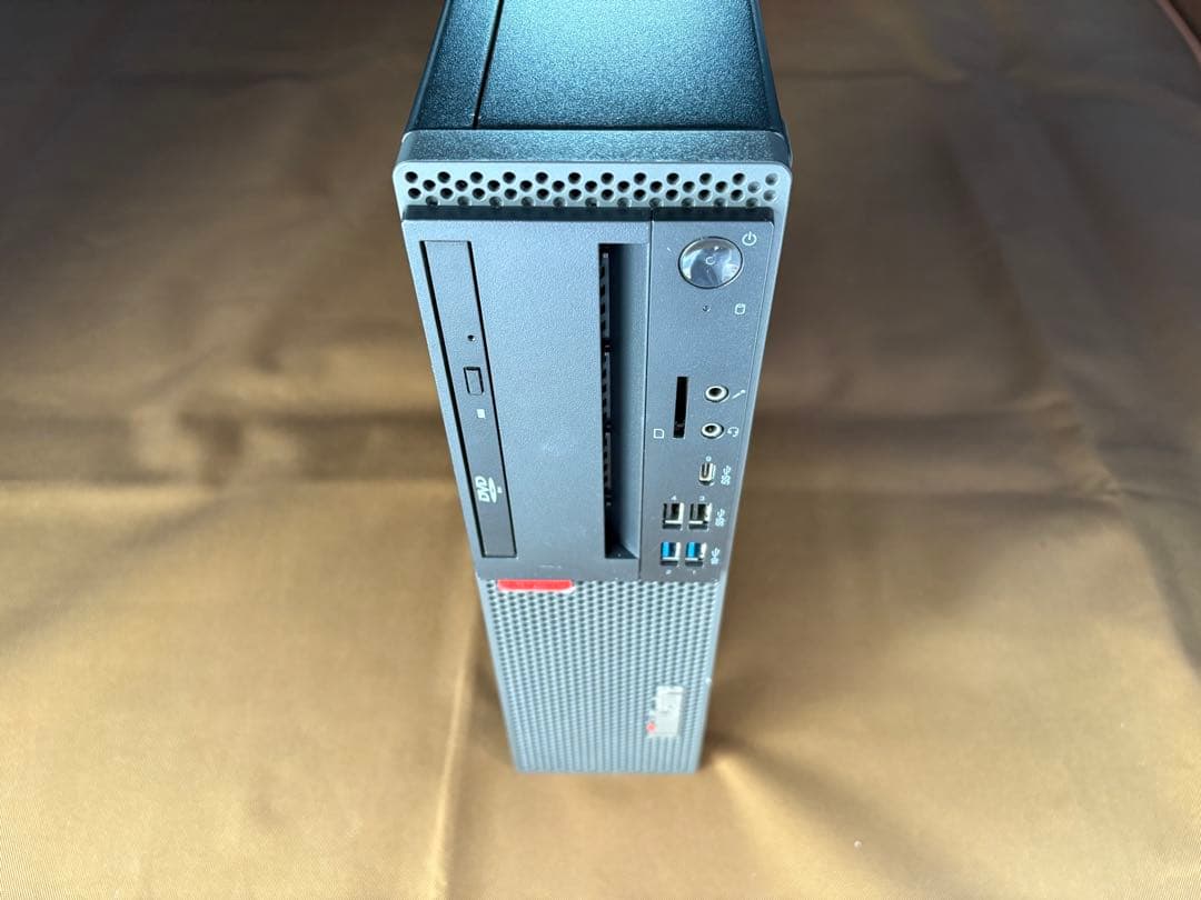 ThinkCentre 第8世代i5 メモリ16GB SSD500GB