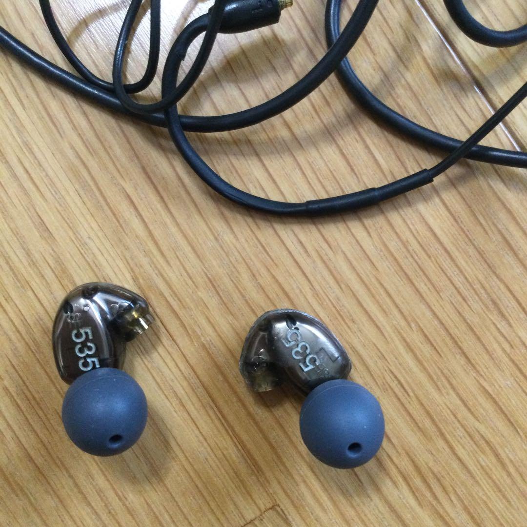 SHURE SE535モデル リケーブル可能イヤホン グレー