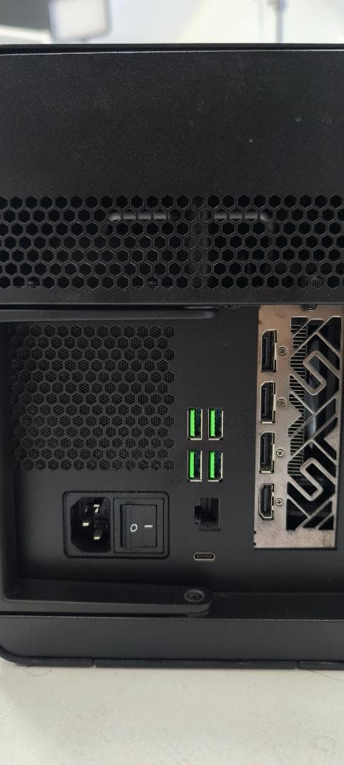 Razer Core X (eGPU)+Radeon RX5500XT セット