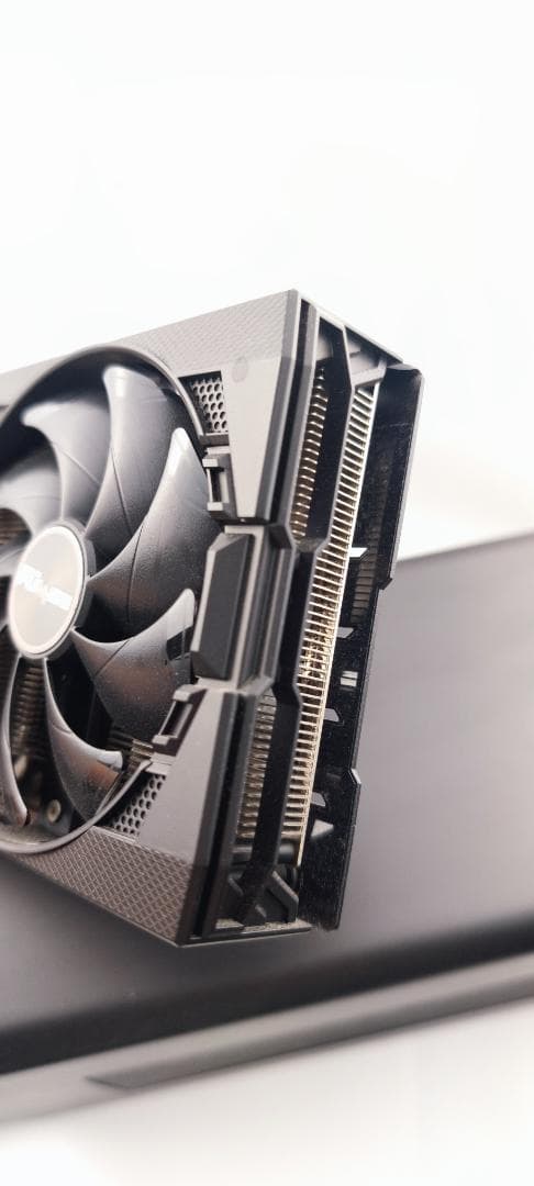 Razer Core X (eGPU)+Radeon RX5500XT セット