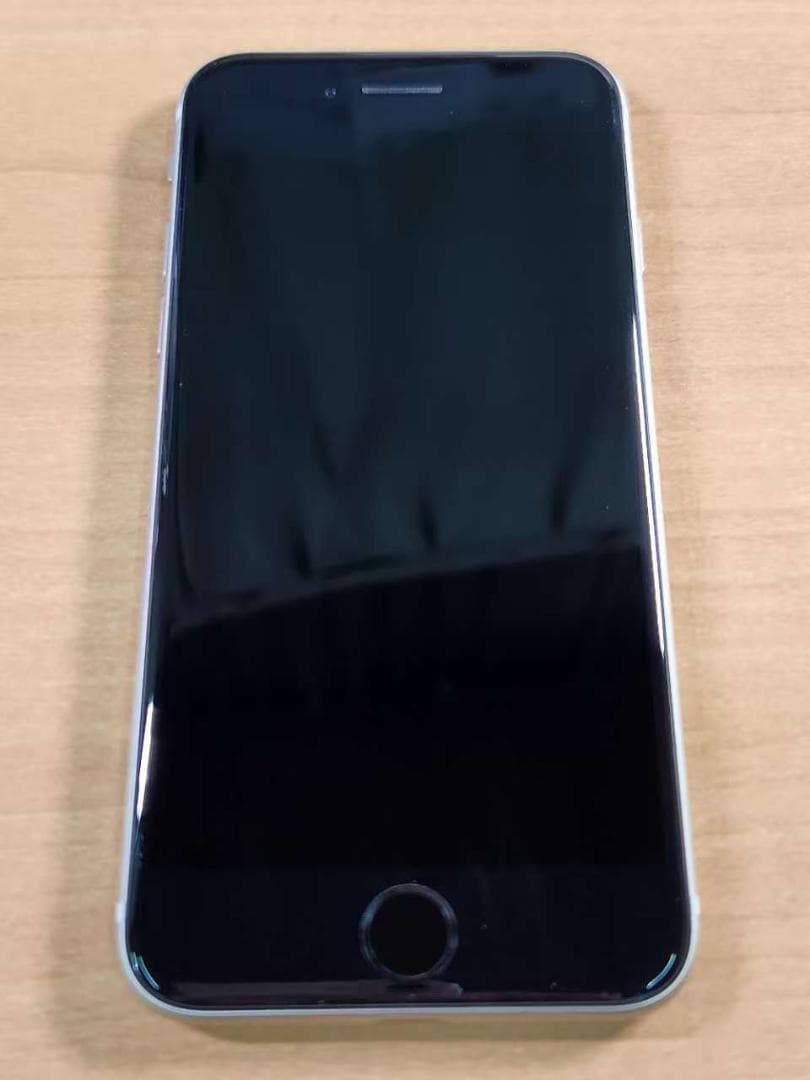 020300D iPhone SE A2782 64GB【最大容量87%】