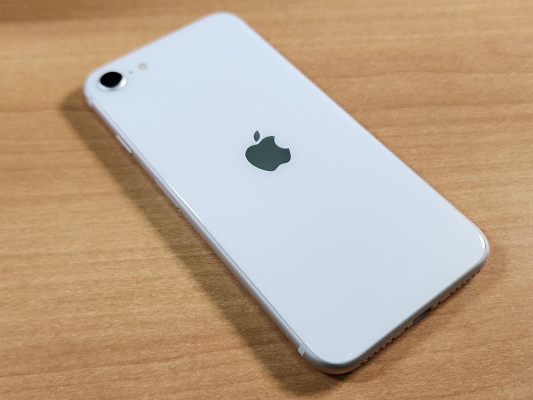 020300D iPhone SE A2782 64GB【最大容量87%】