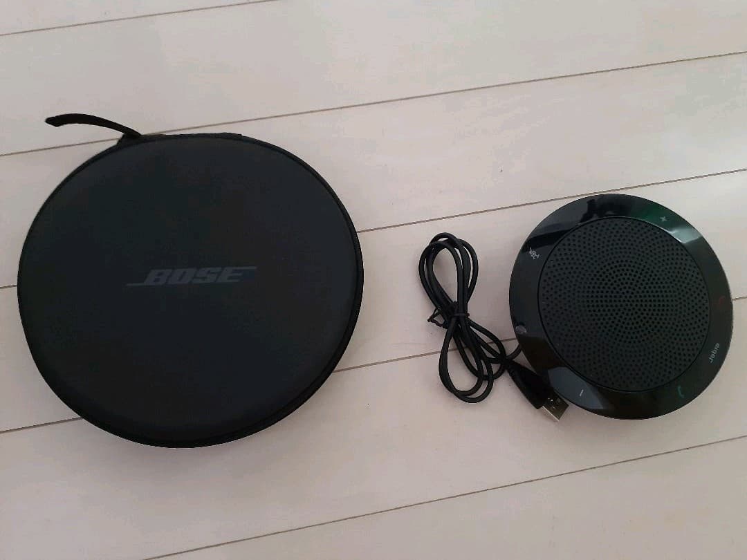 Jabra スピーカー　Bose ケース付き