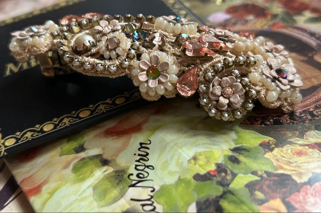 ミハエルネグリン　バレッタ　クロス　パッケージ