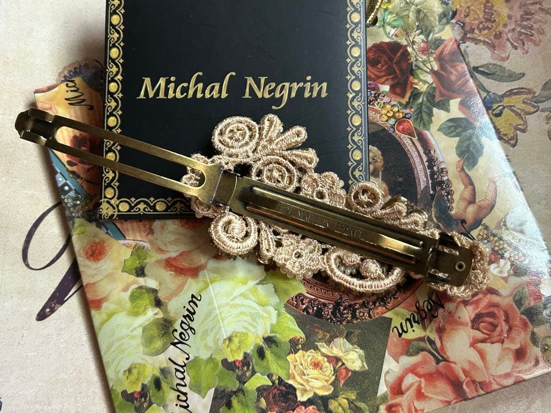 ミハエルネグリン　バレッタ　クロス　パッケージ