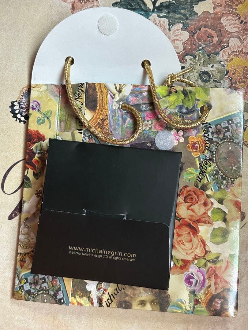 ミハエルネグリン　バレッタ　クロス　パッケージ