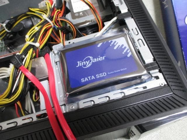 HP FX-8コア 12GB 新品240GB SSD＋１TB グラボ Win10