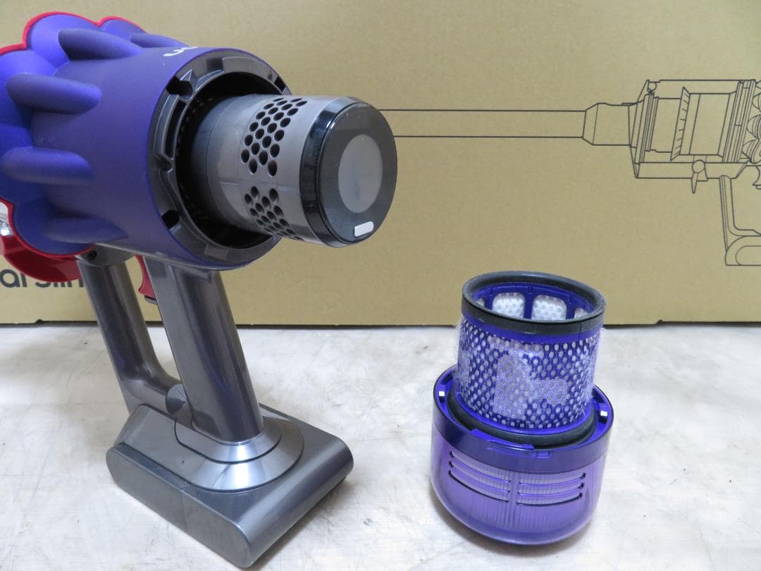 dyson 2024年購入 デジタルスリム SV18 FF H サイクロン掃除機