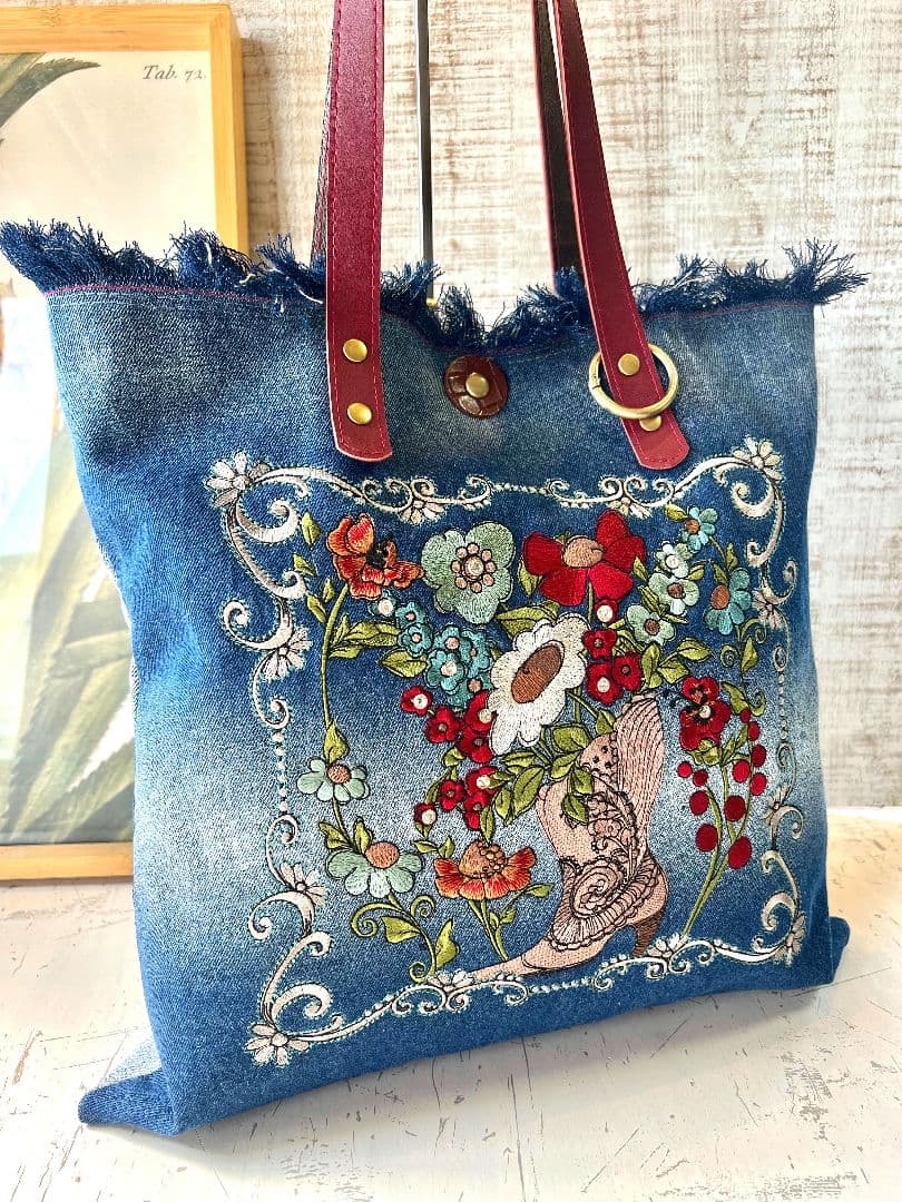 ロラライハリス♡ブルーグラデデニム♡刺繍の本革持ち手のフリンジ肩掛けバッグ