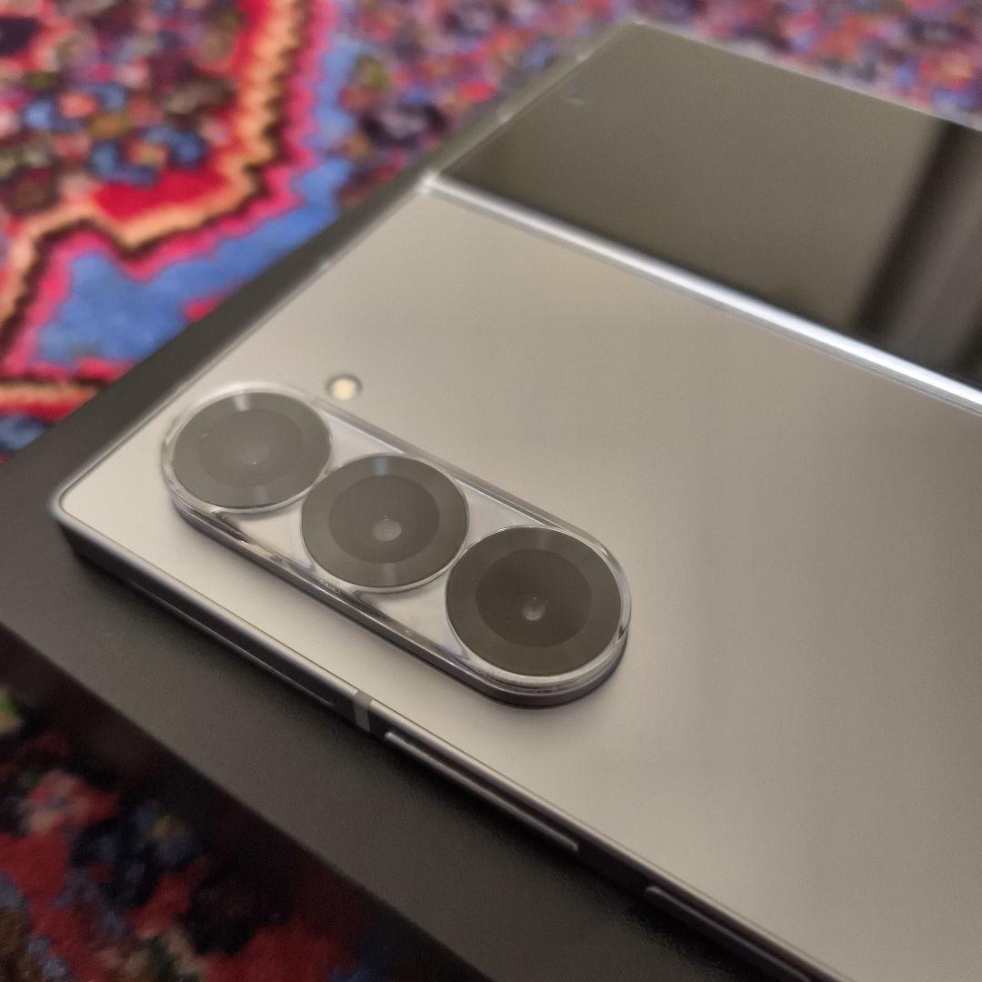 Galaxy Z Fold6 シルバー(512GB)