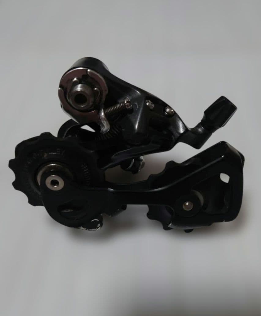 シマノ　ＳＴＩ　５７００　 ＦＤ　５７００　ＲＤ　６７００ ２×１０速