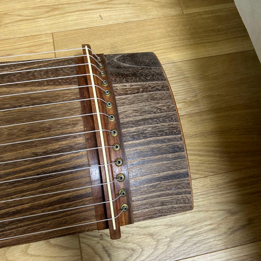 直接お渡し限定価格　琴　13弦 猫足、琴爪、琴柱、袋付き