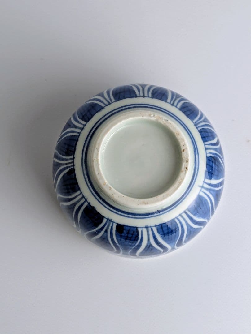 古伊万里　染付よろけ文ころ茶碗　19世紀　　ころ茶碗　そば猪口　ぐい呑　湯呑