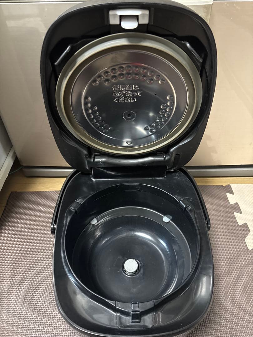 TOSHIBA 真空圧力IHジャー炊飯器 RC-10VRV-K-2023年製