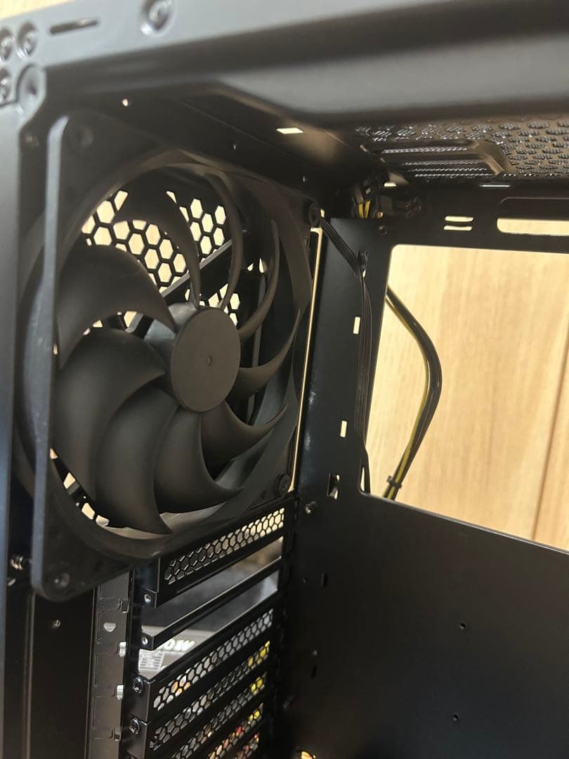 GALLERIA PCケース ATX対応