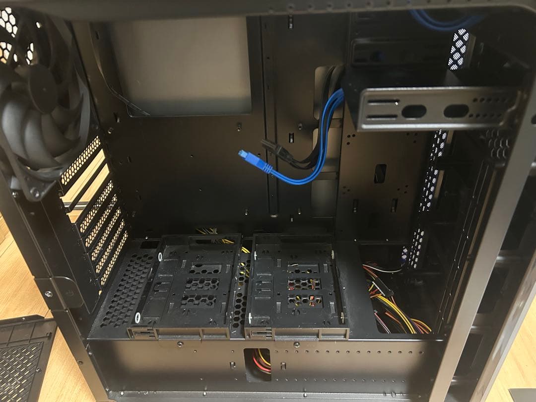 GALLERIA PCケース ATX対応