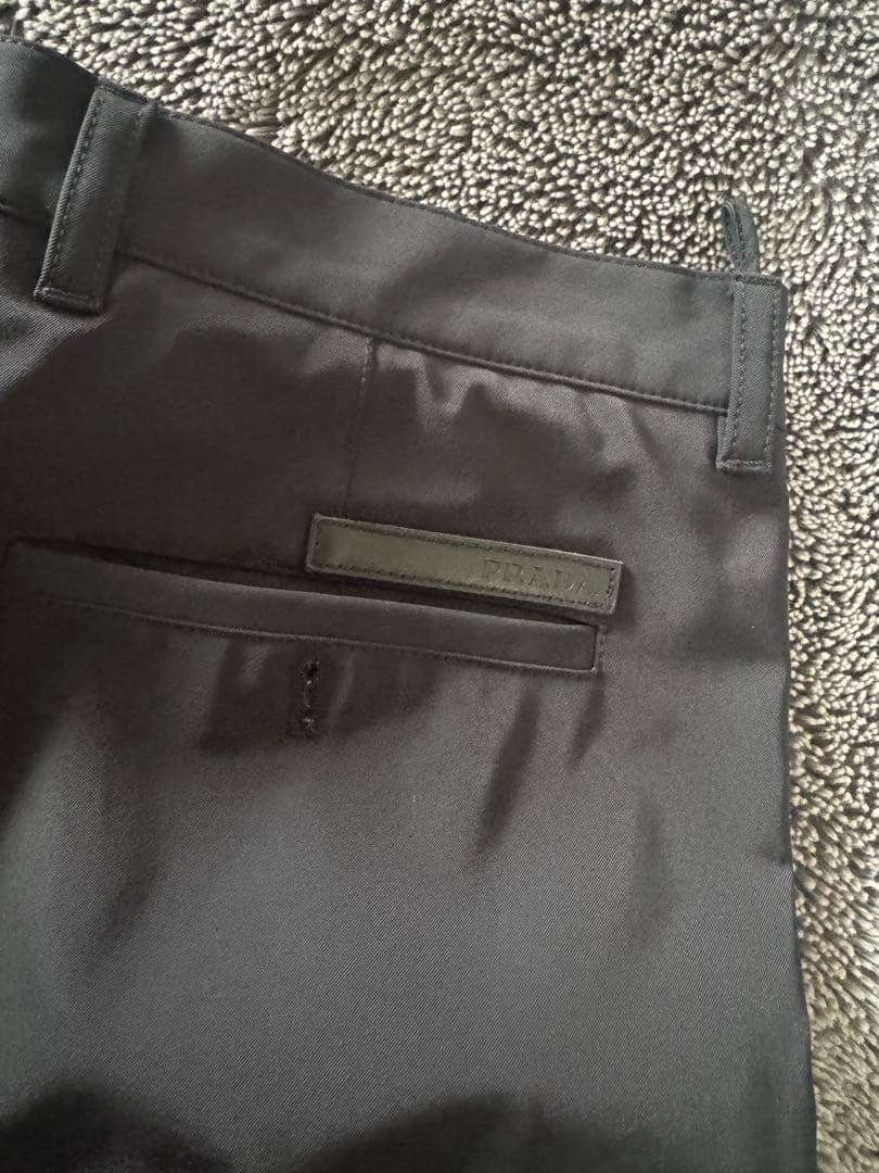 PRADA メンズパンツ　スラックス　表記50サイズ