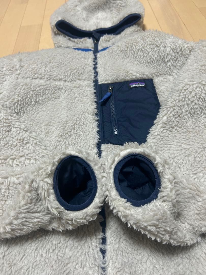 パタゴニア完売大人気 キッズリバーシブル レディフレディフーディ