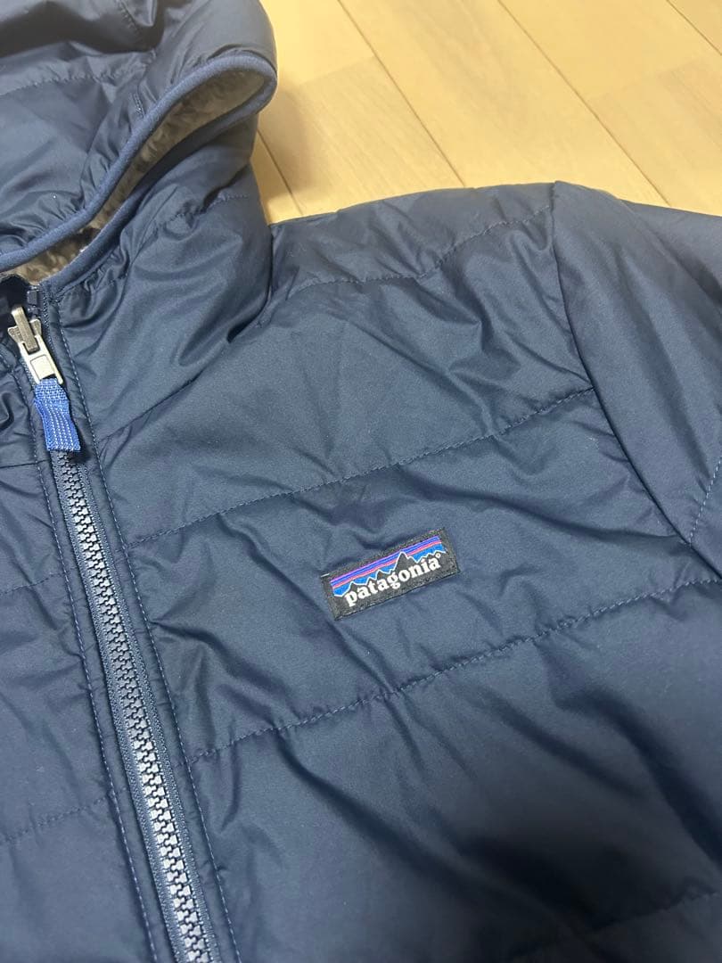 パタゴニア完売大人気 キッズリバーシブル レディフレディフーディ