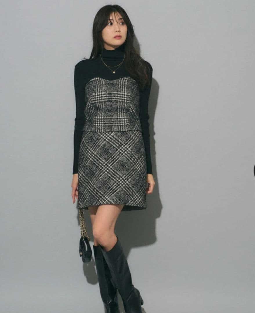 新品タグ付 マイストラーダ ツイーディーチェックミニスカート 34 ss