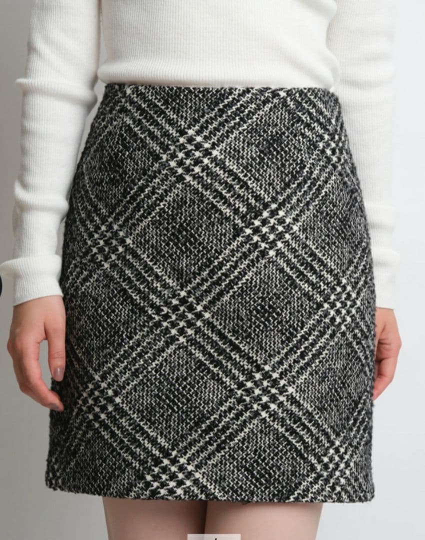 新品タグ付 マイストラーダ ツイーディーチェックミニスカート 34 ss