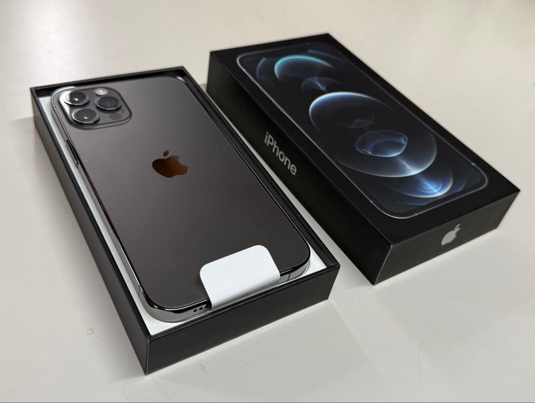 【新品・未使用】iPhone 12 Pro グラファイト 256GB