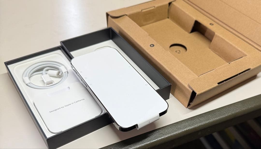 【新品・未使用】iPhone 12 Pro グラファイト 256GB