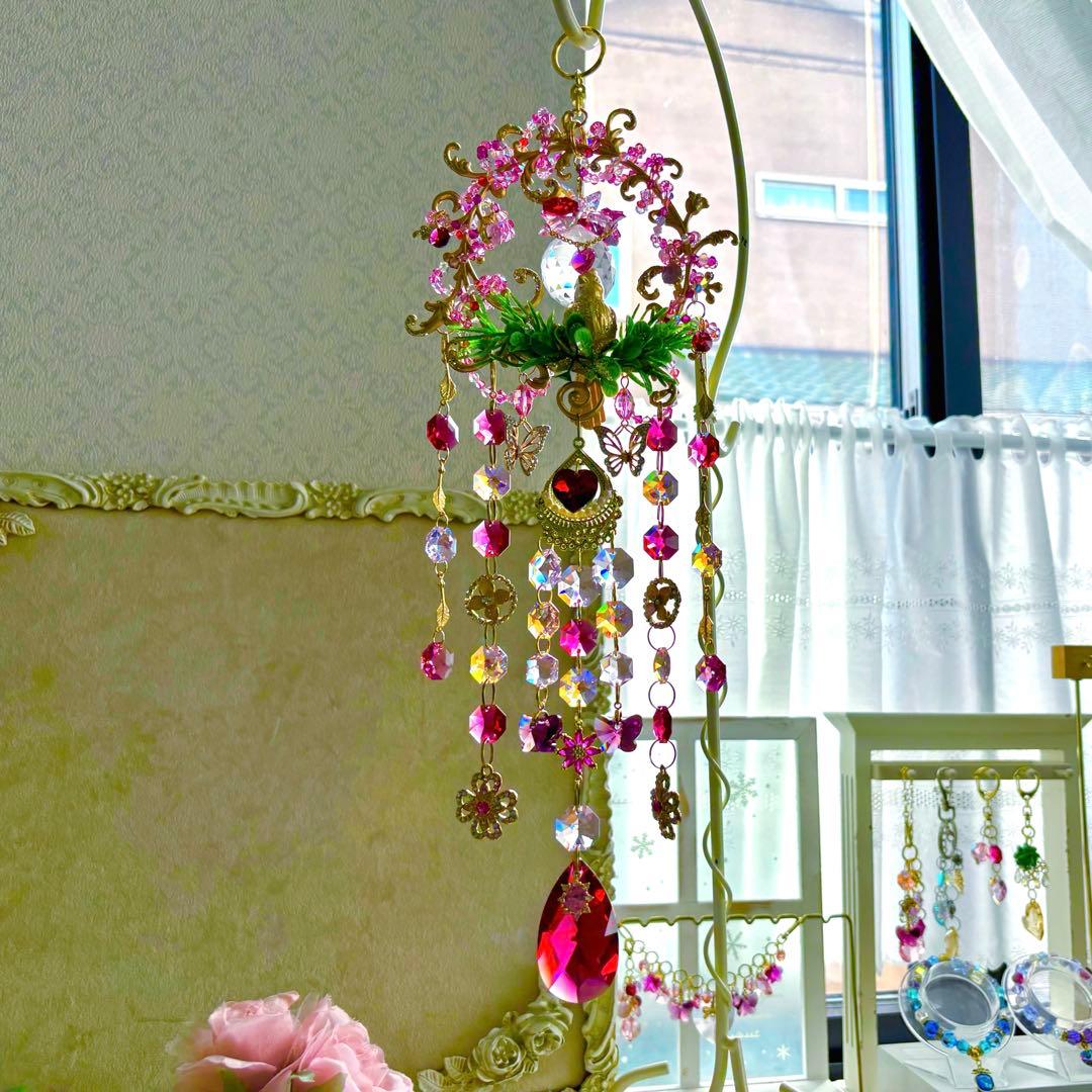 おばこ丸ページ✩.*˚SWAROVSKIサンキャッチャー