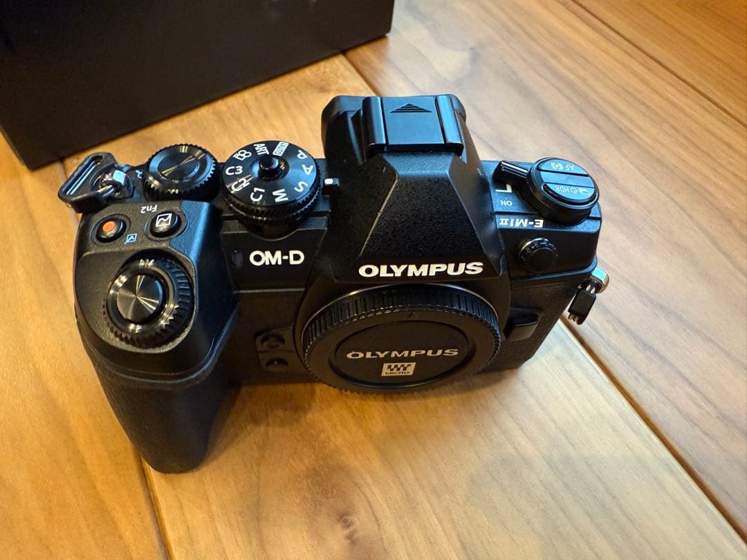 オリンパス OM-D E-M1 Mark II ボディ　美品
