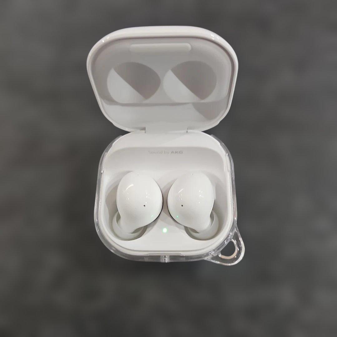Samsung Galaxy Buds2　イヤホン　カバーつき　美品　箱有り