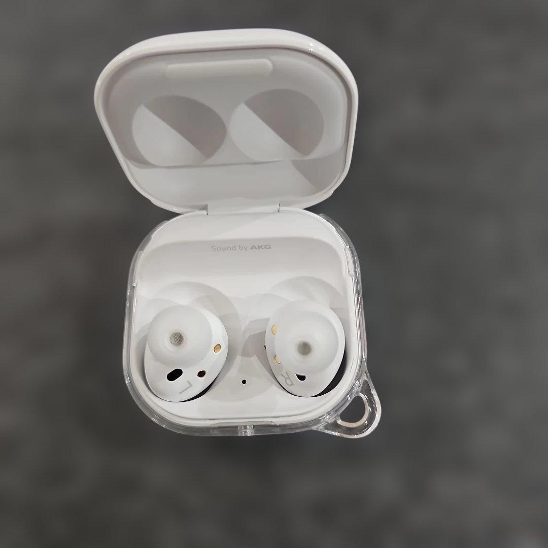 Samsung Galaxy Buds2　イヤホン　カバーつき　美品　箱有り