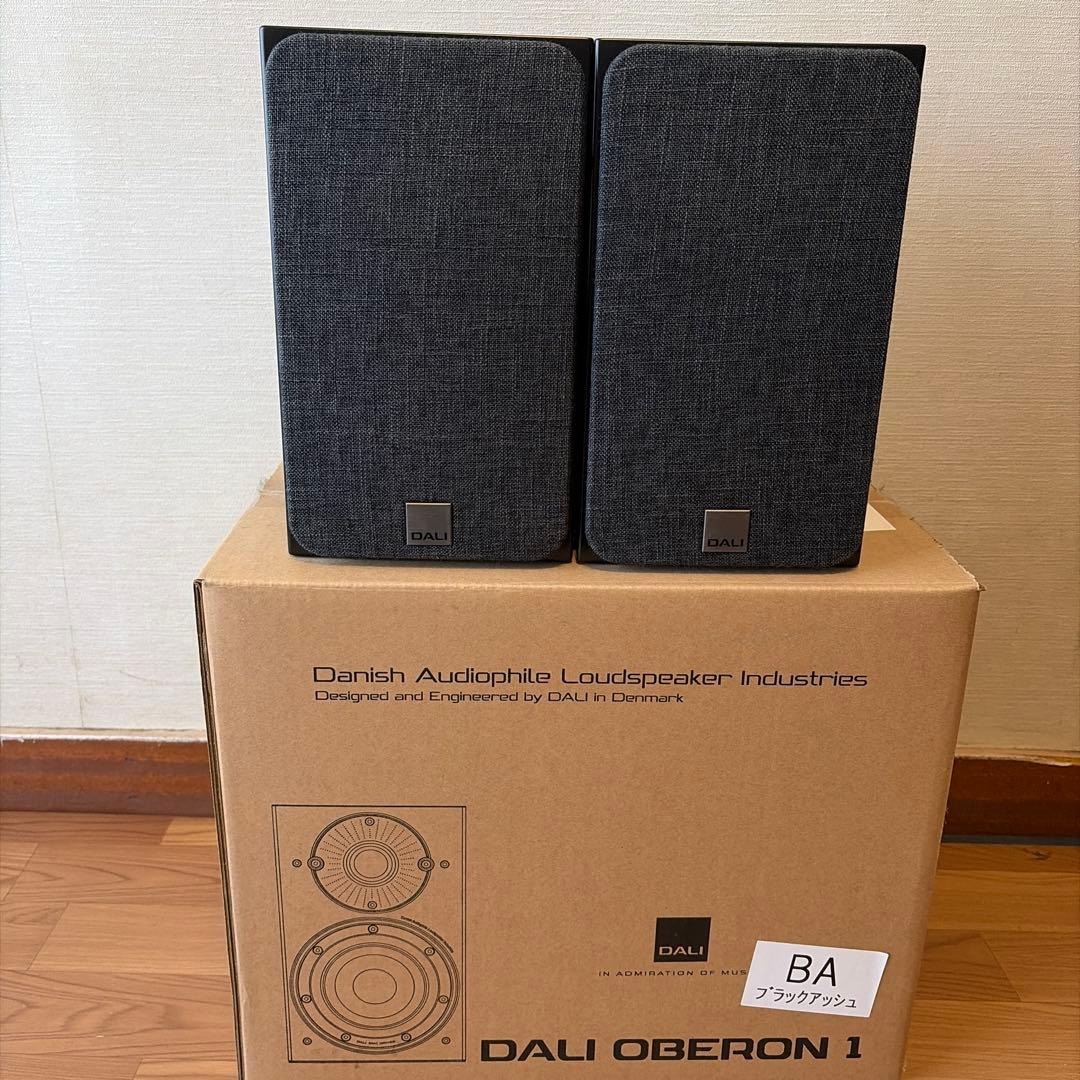 【極美品】DALI ダリ2way スピーカー　OBERON1ブラックアッシュ