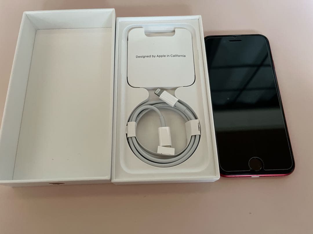 【美品】iPhoneSE 第2世代 64GB レッド