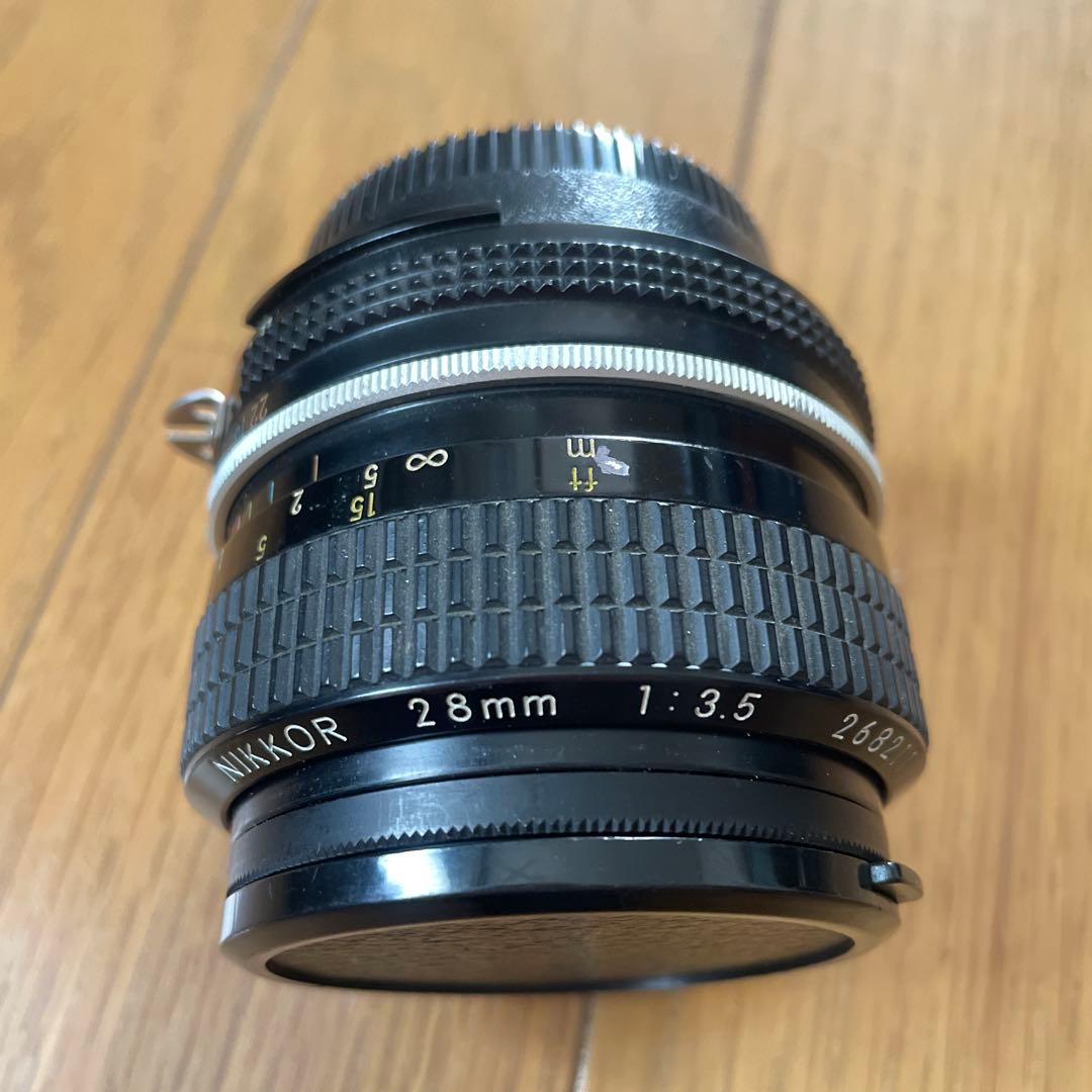 NIKKOR 28mm f/3.5 レンズ