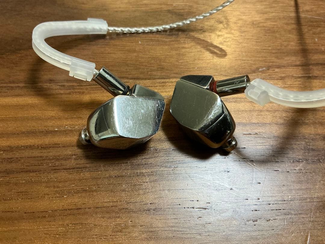 final A8000本体+C106MMCXシルバーコートケーブル(4.4mm)