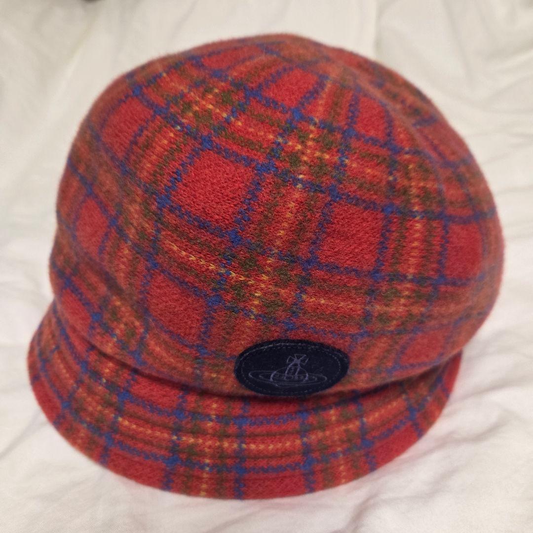 希少 Vivienne Westwood チェック オーブ クロッシェ帽子　赤
