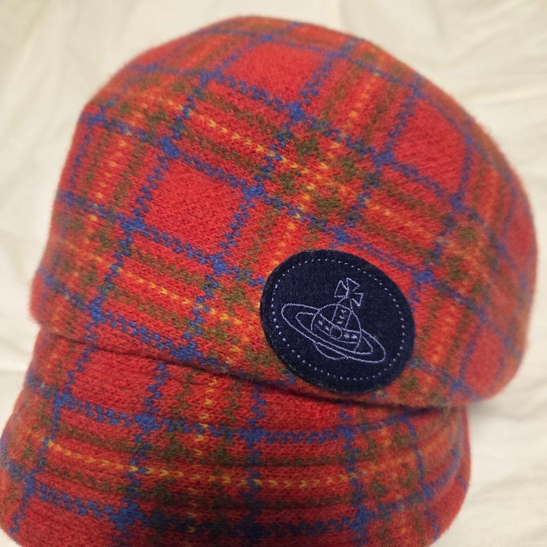 希少 Vivienne Westwood チェック オーブ クロッシェ帽子　赤